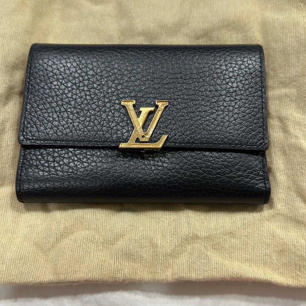 like new with zipper